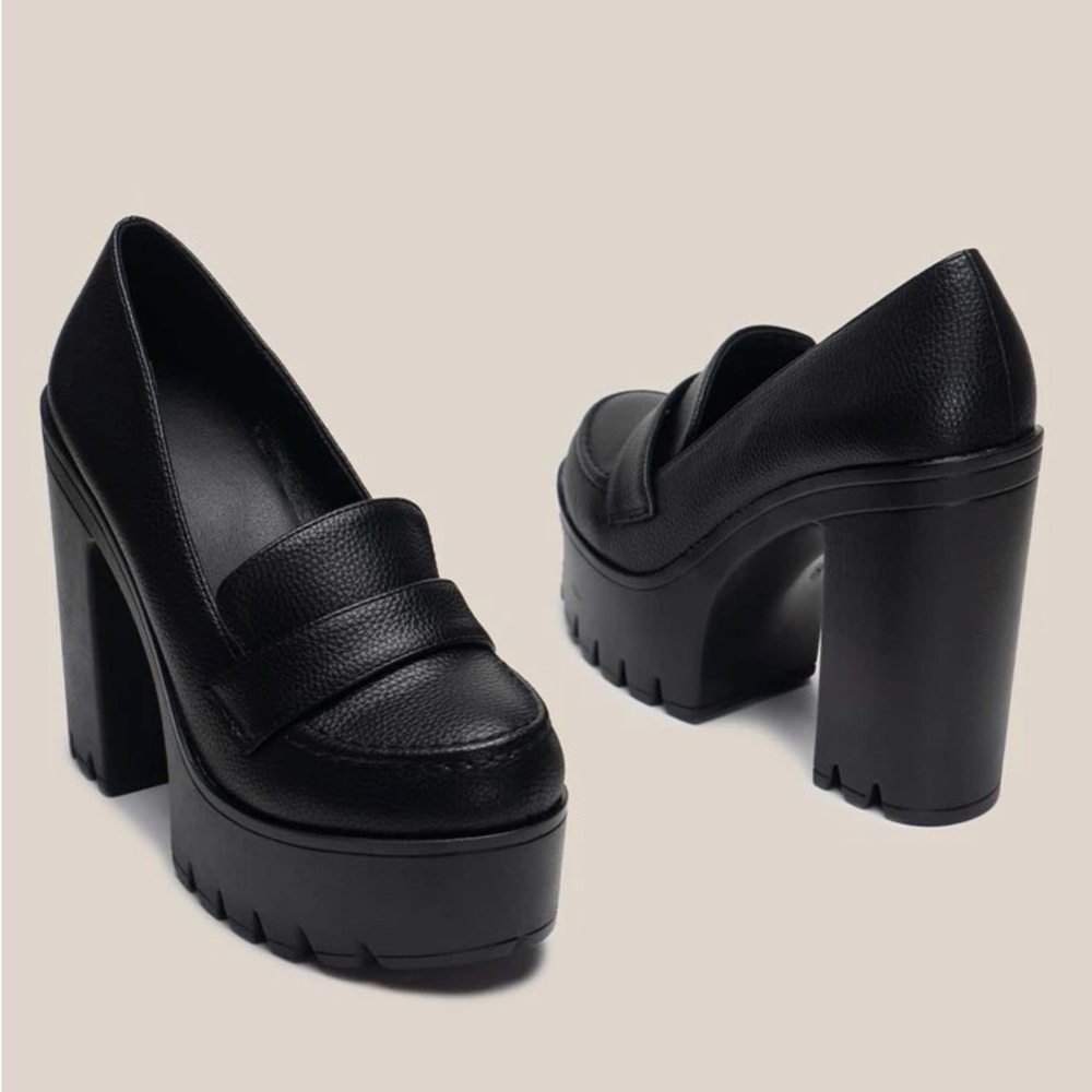 Platform loafer heels